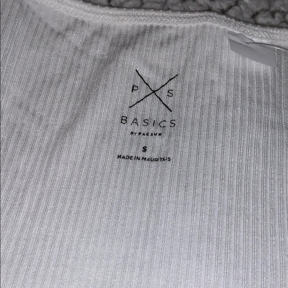 Basic white razor back ribbed tank top by PacSun - Picture 2 of 4